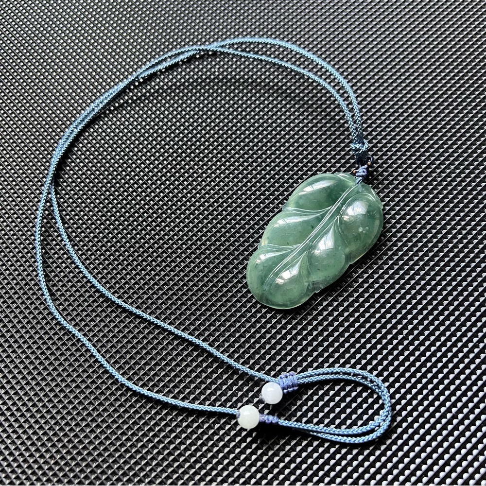 💚💯AUTHENTIC Jade Leaf Pendant Necklace green - Picture 5 of 14